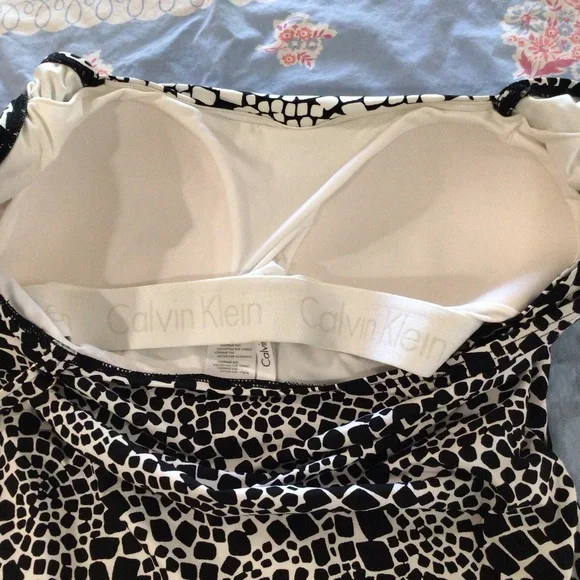 Calvin Klein Black and White One Piece Swimsuit - Picture 4 of 10